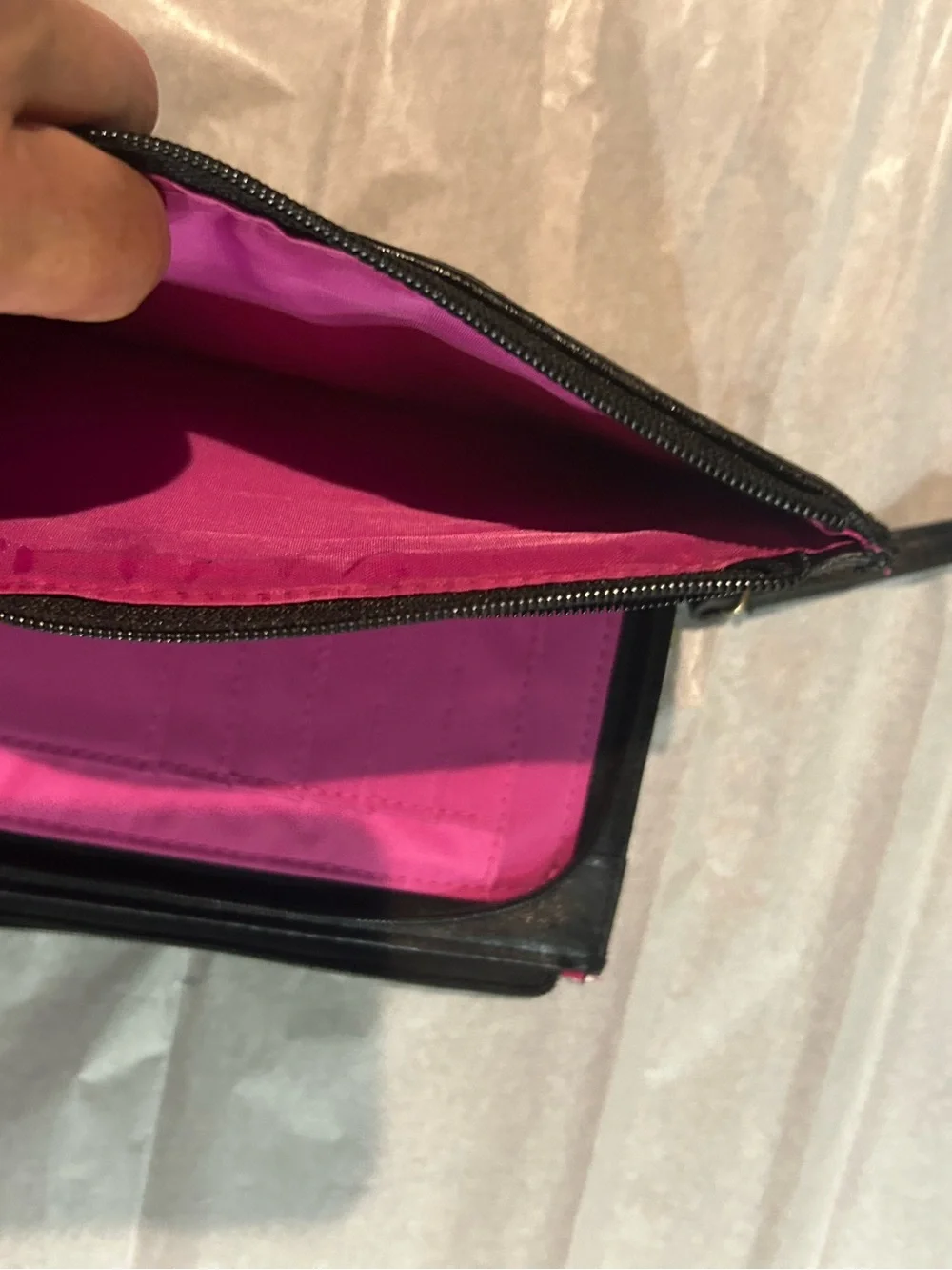 NWOT Nicole Miller LARGE wallet